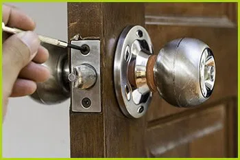 Expert Locksmith Services Tenafly, NJ 201-762-6450 - 17-eviction-service